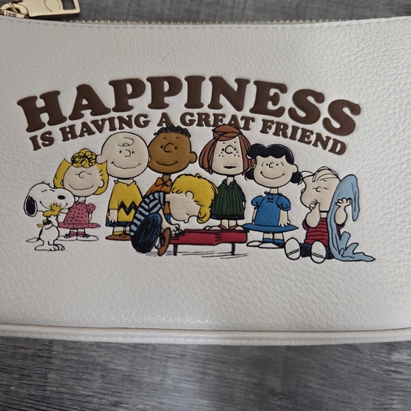 New COACH X Peanuts Notila 19 With Both Fob's N Socks - Picture 6 of 14